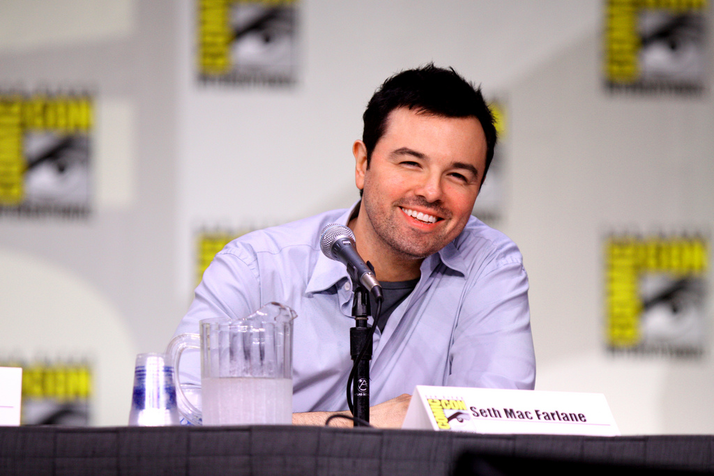  Seth MacFarlane at the 2011 San Diego Comic-Con International in San Diego, California. Photo by Gage Skidmore.